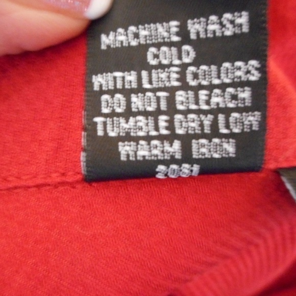 Rafaella Size 8 Burgundy Button Front shirt blouse - Picture 4 of 5